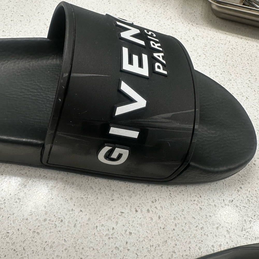 Givenchy Slides Size 39 - image 4